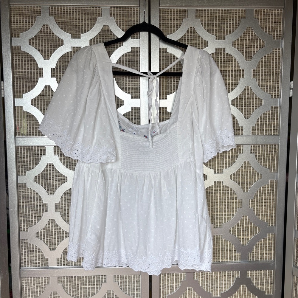 Old Navy White Blouse with Colorful Embroidery - Picture 9 of 9
